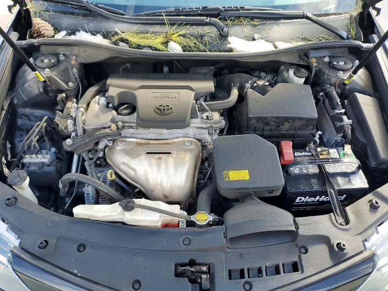 2013 TOYOTA CAMRY SE  