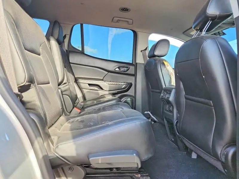 2017 GMC ACADIA SLT-1  