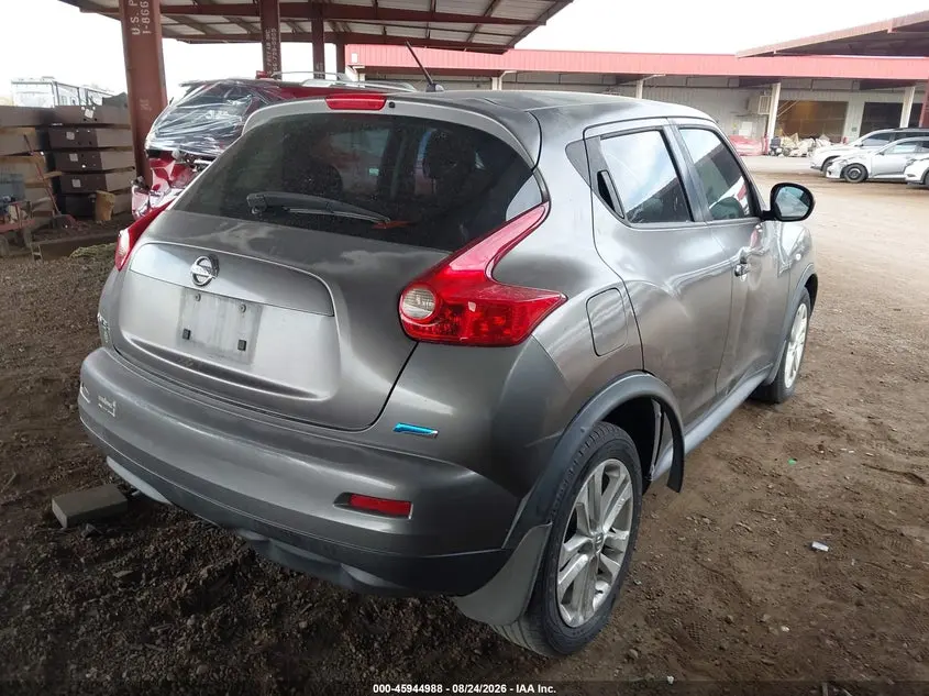 2013 NISSAN JUKE S