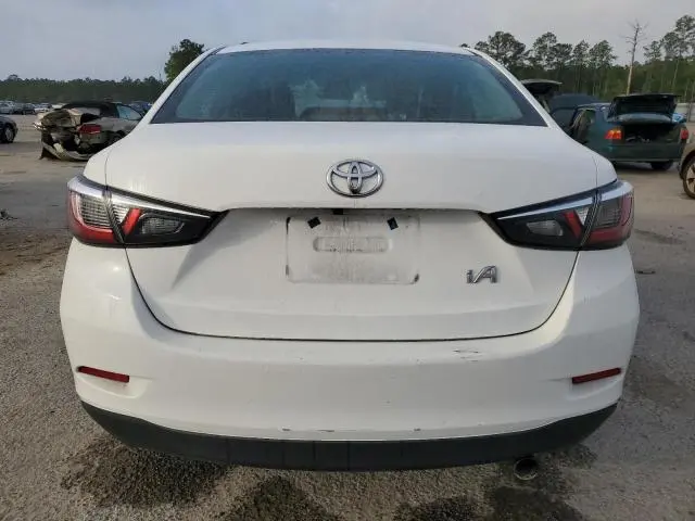 2018 TOYOTA YARIS IA   
