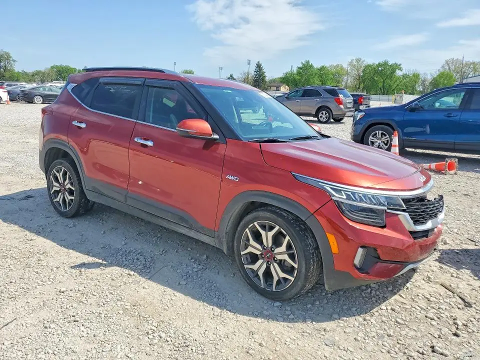2022 KIA SELTOS SX  