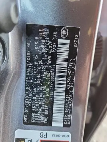 2016 TOYOTA CAMRY LE  