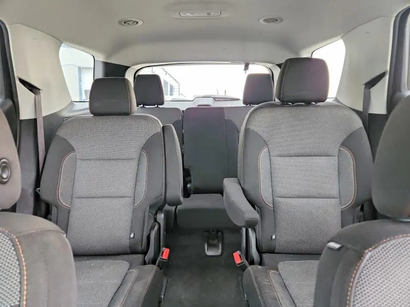 2020 CHEVROLET TRAVERSE LT  