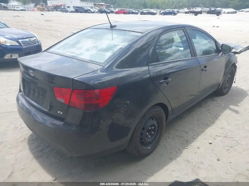2013 KIA FORTE EX