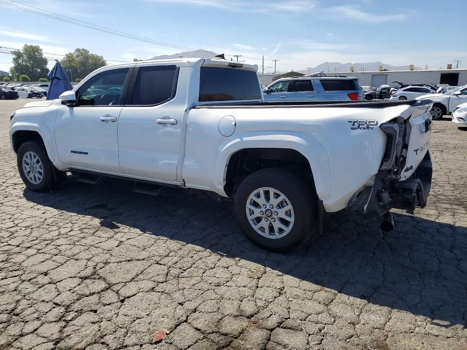 2024 TOYOTA TACOMA TRD SPORT  