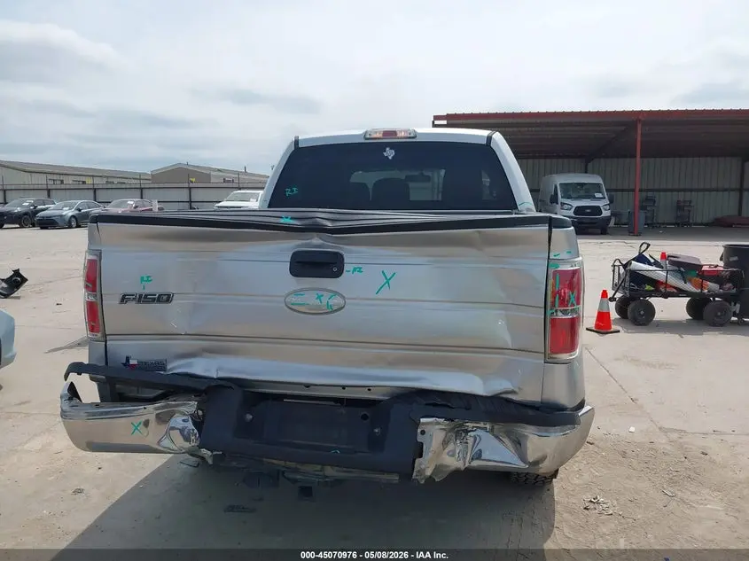 2011 FORD F-150 XLT