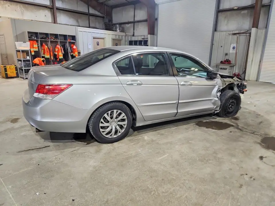 2010 HONDA ACCORD LX  