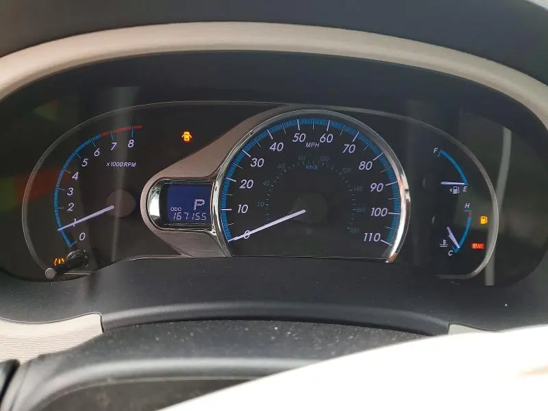 2012 TOYOTA SIENNA XLE 8-PASSENGER  