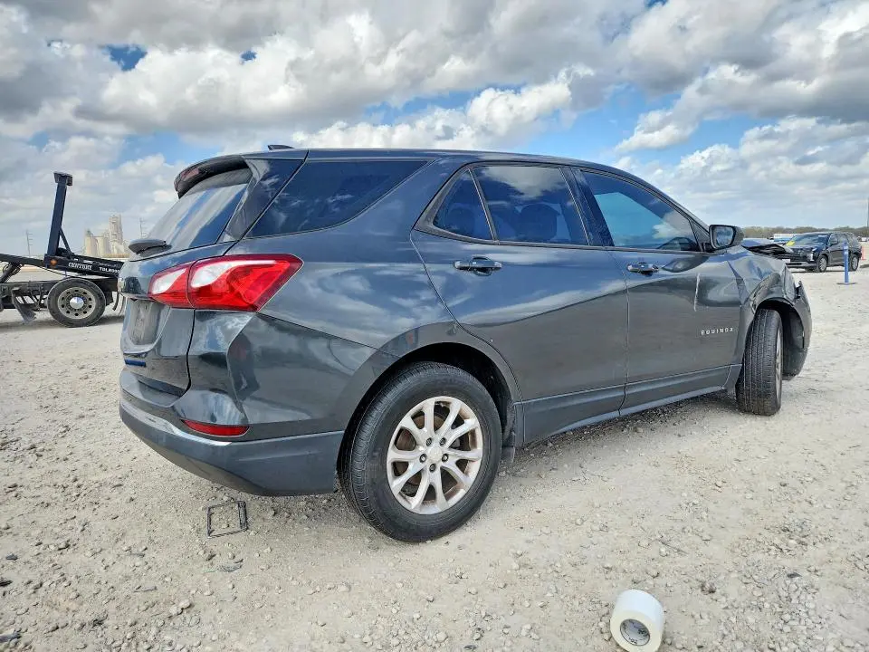 2018 CHEVROLET EQUINOX LS  