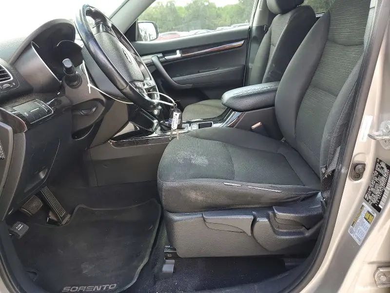 2014 KIA SORENTO LX  