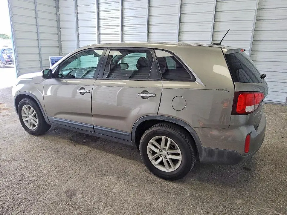 2014 KIA SORENTO LX  