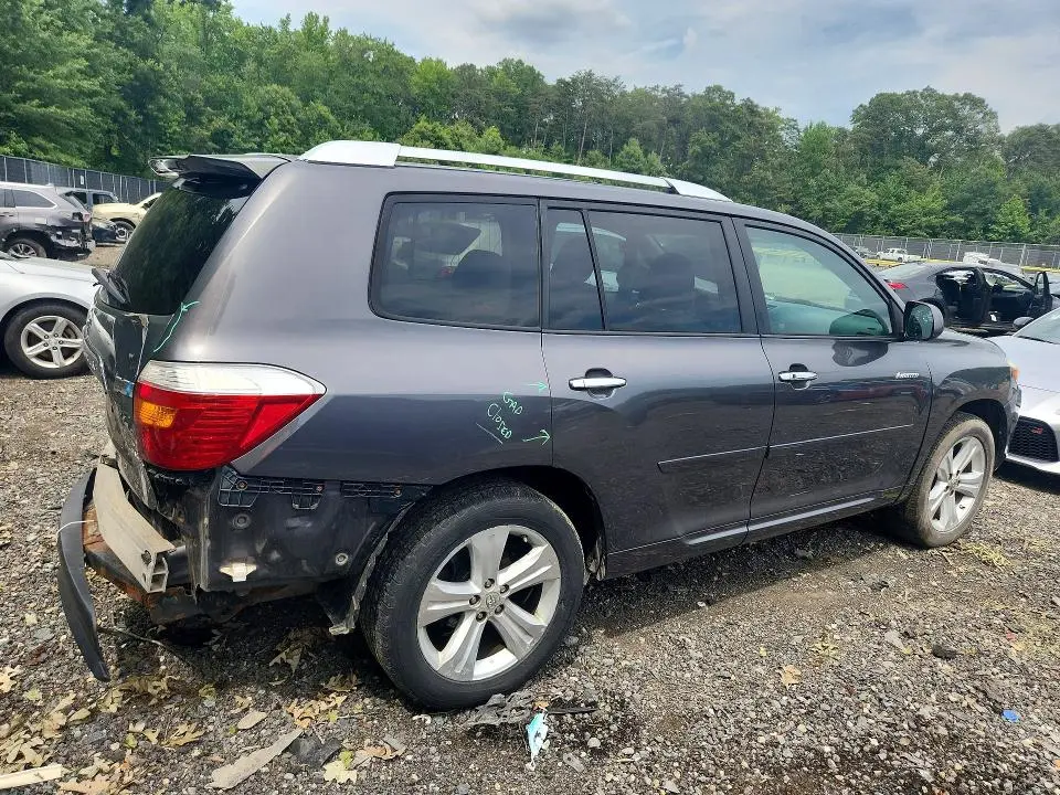 2010 TOYOTA HIGHLANDER LIMITED  