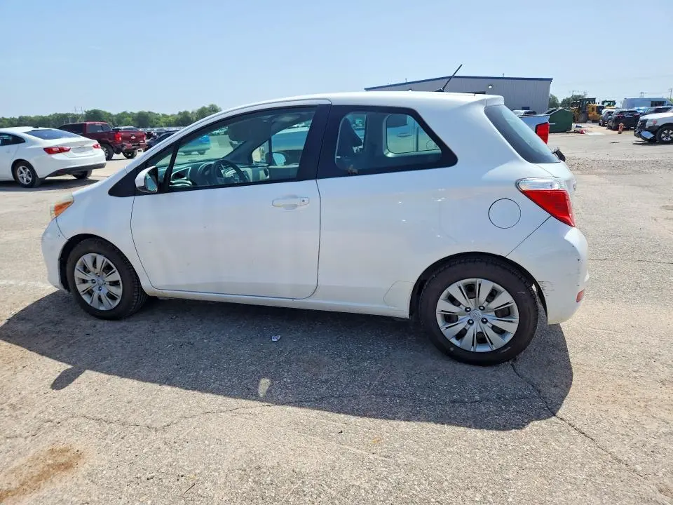 2012 TOYOTA YARIS 3-DOOR LE  