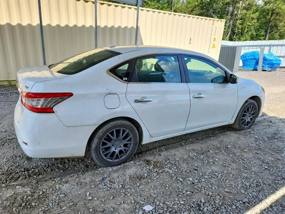 2015 NISSAN SENTRA SV  
