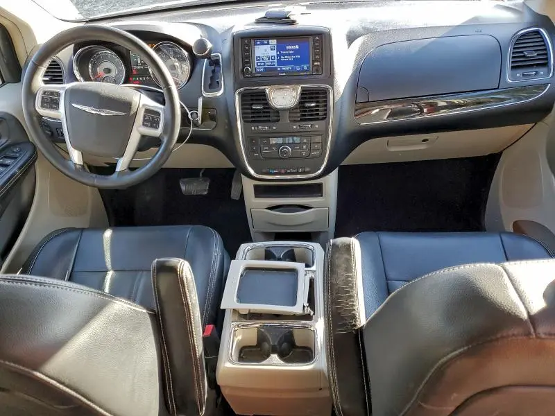 2012 CHRYSLER TOWN & COUNTRY TOURING  