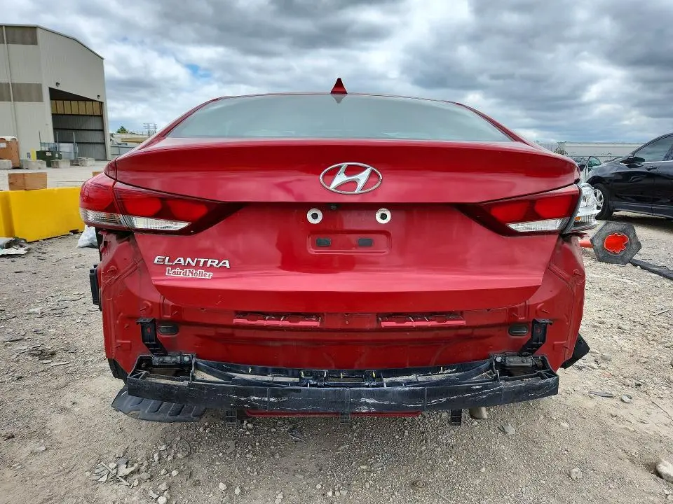 2017 HYUNDAI ELANTRA SE  