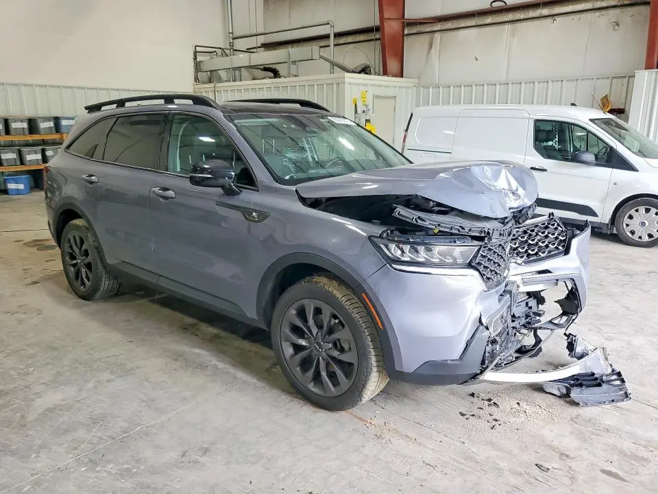 2022 KIA SORENTO EX  