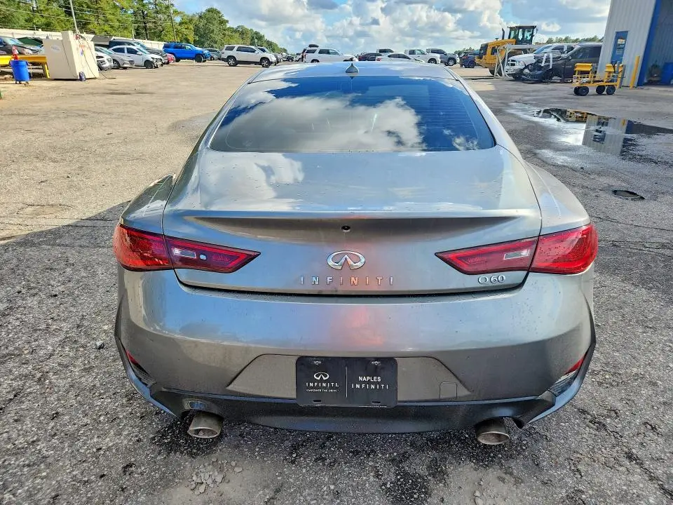 2017 INFINITI Q60 PREMIUM  