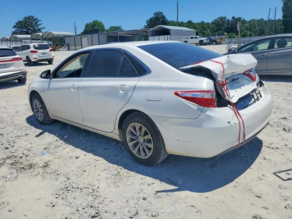 2017 TOYOTA CAMRY LE  