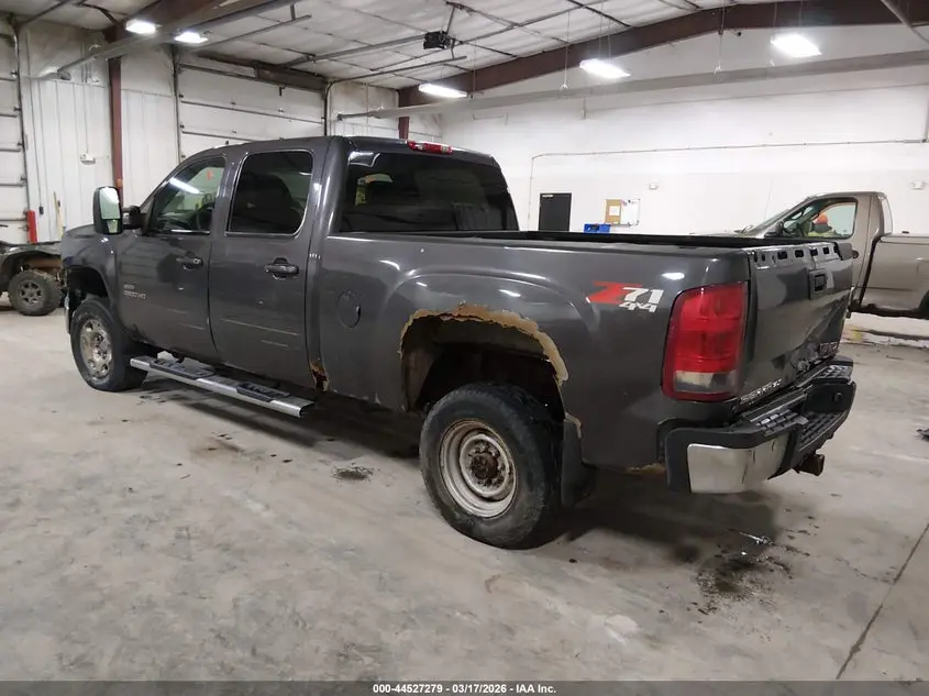 2010 GMC SIERRA 2500HD SLT
