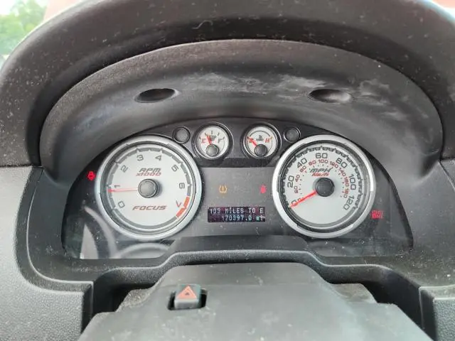 2011 FORD FOCUS SE  