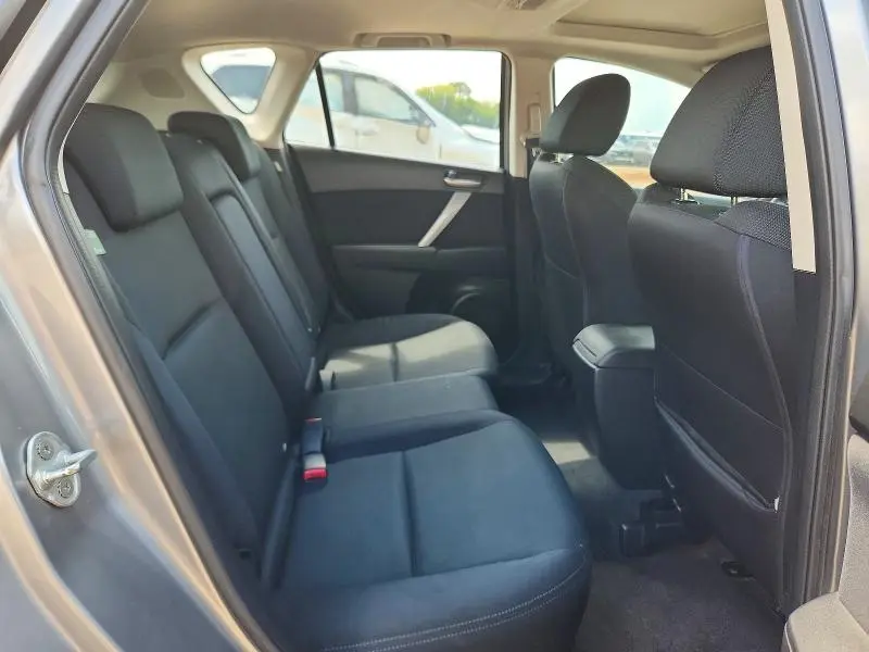 2010 MAZDA 3 S  