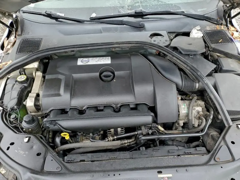 2010 VOLVO S80   