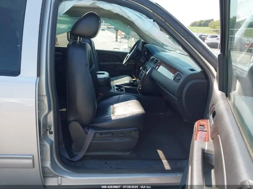 2011 CHEVROLET SUBURBAN 1500 LT1