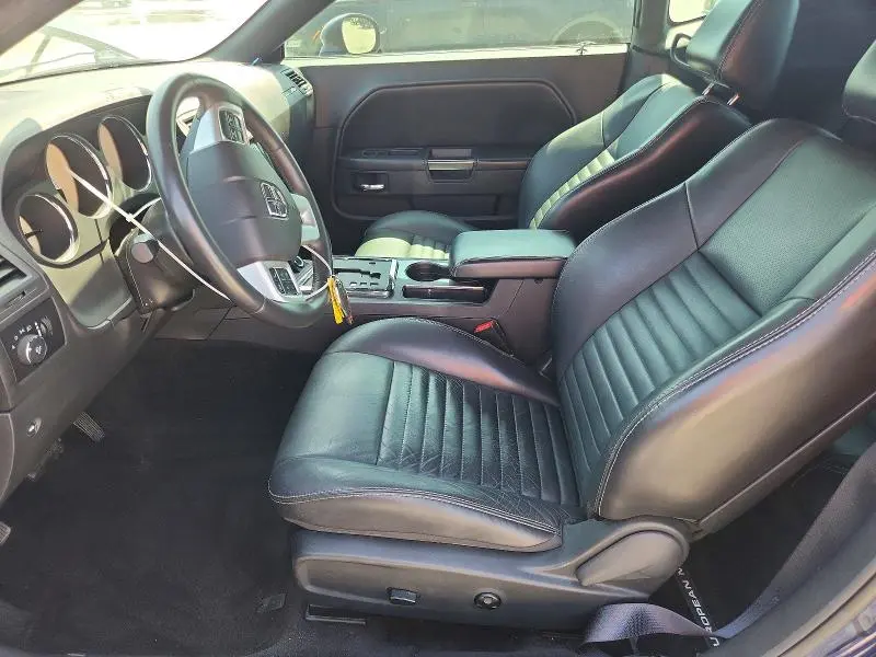 2014 DODGE CHALLENGER SXT  