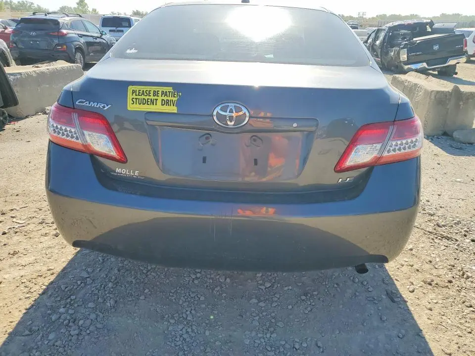 2011 TOYOTA CAMRY LE  