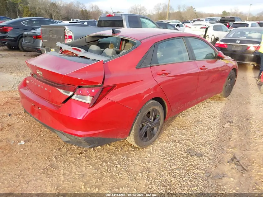 2021 HYUNDAI ELANTRA SEL