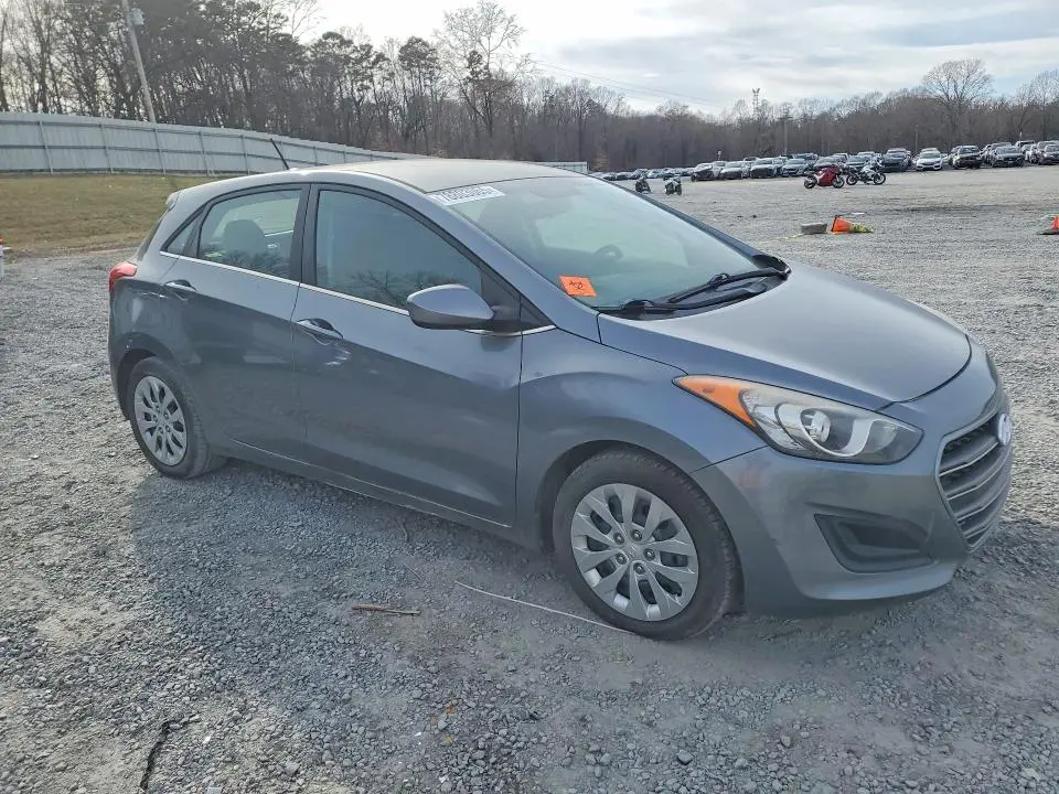 2016 HYUNDAI ELANTRA GT BASE  