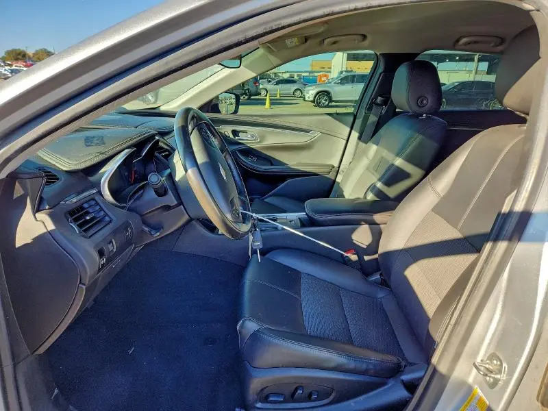 2019 CHEVROLET IMPALA LT  