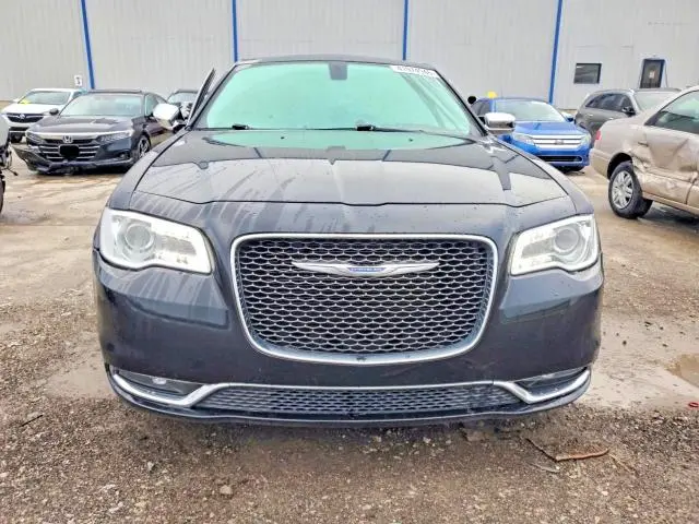 2016 CHRYSLER 300C   