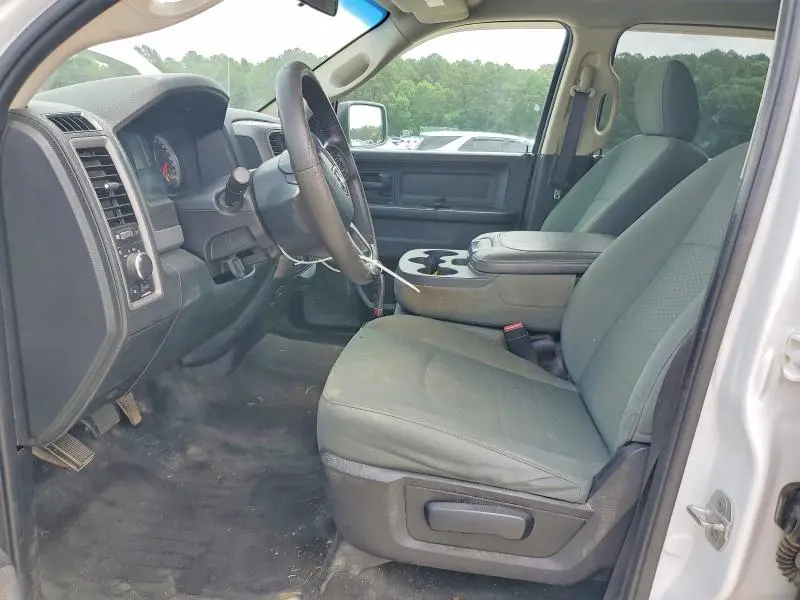 2015 RAM 1500 ST  