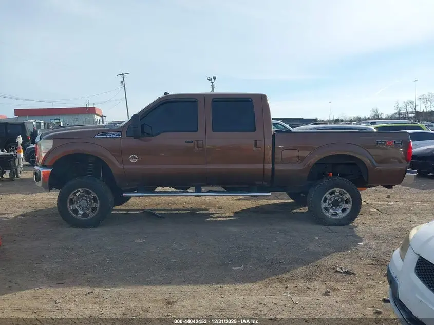 2011 FORD F-250 LARIAT