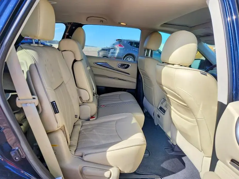 2019 INFINITI QX60 LUXE  