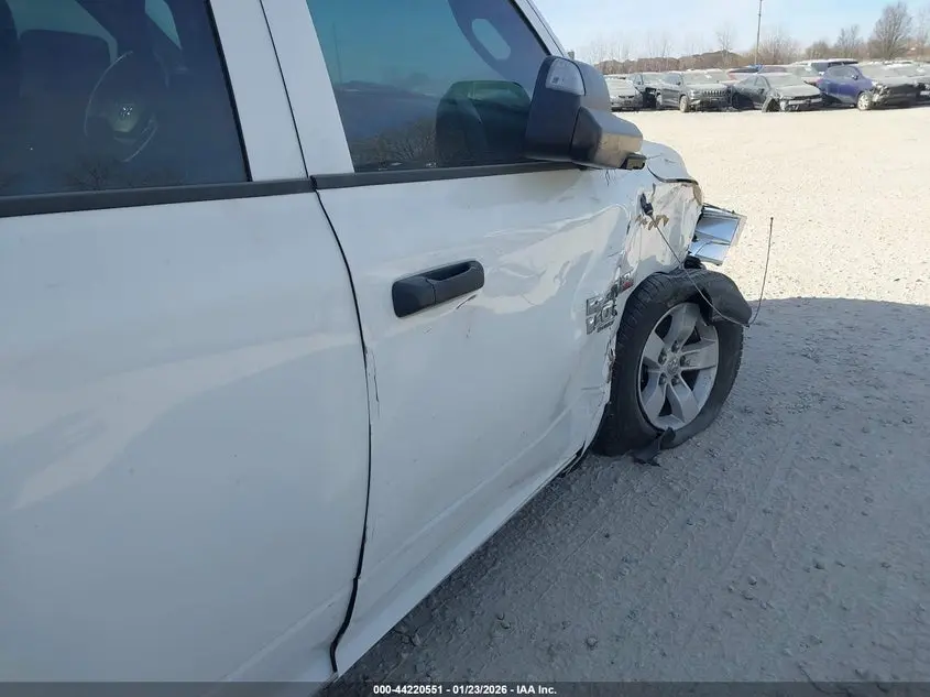 2019 RAM 1500 CLASSIC TRADESMAN  4X2 5'7 BOX