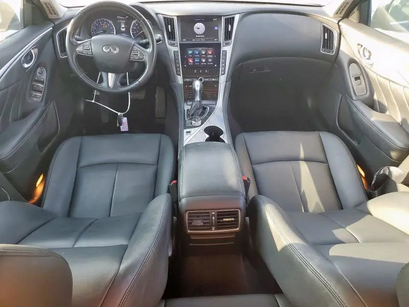 2015 INFINITI Q50 BASE  