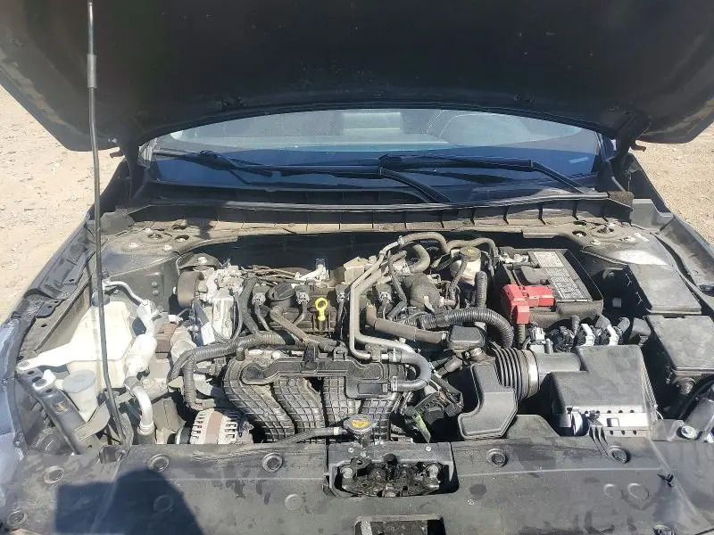2022 NISSAN ALTIMA SR  