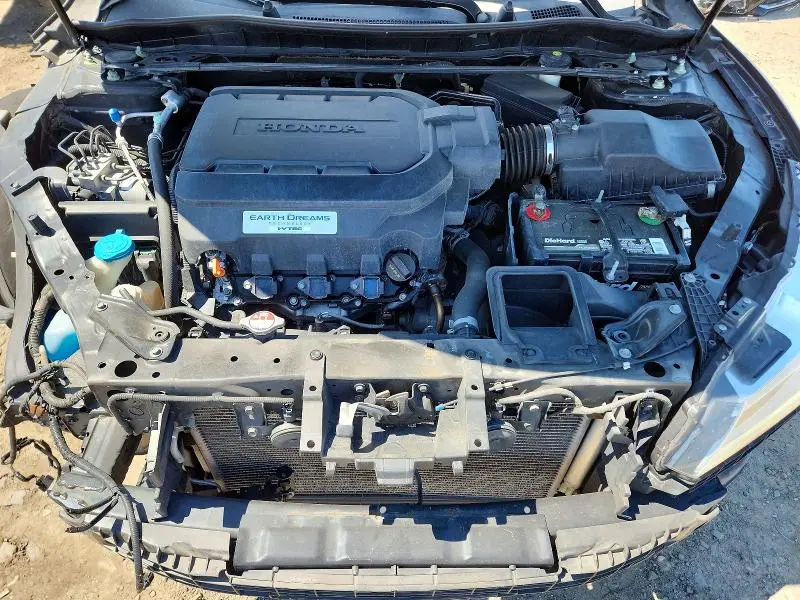 2016 HONDA ACCORD TOURING  