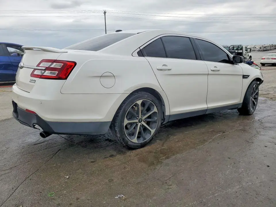 2015 FORD TAURUS SHO  