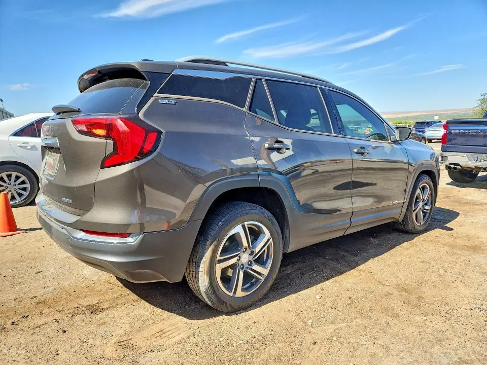 2020 GMC TERRAIN SLT  