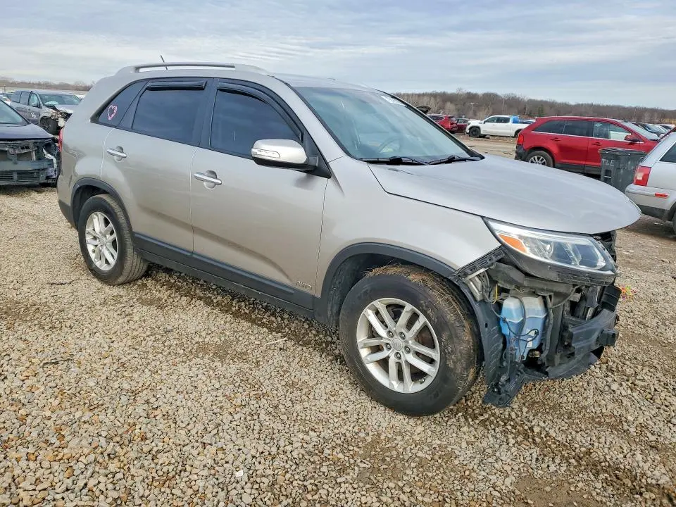2015 KIA SORENTO LX  