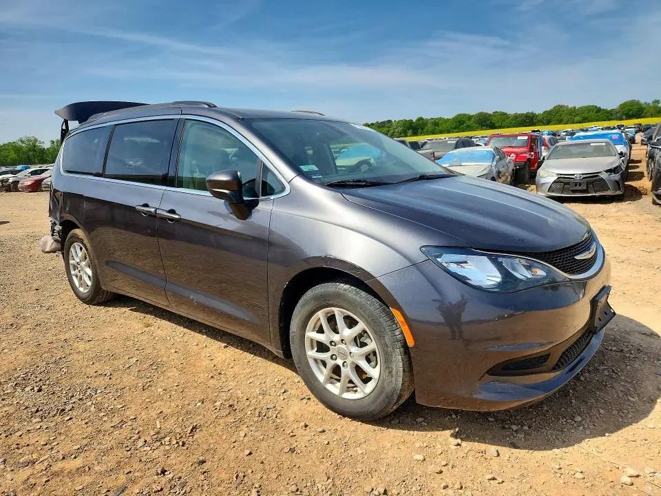 2021 CHRYSLER VOYAGER   