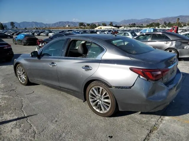 2018 INFINITI Q50 LUXE  