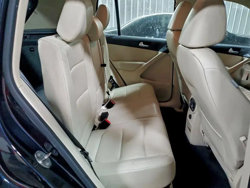 2017 VOLKSWAGEN TIGUAN S  