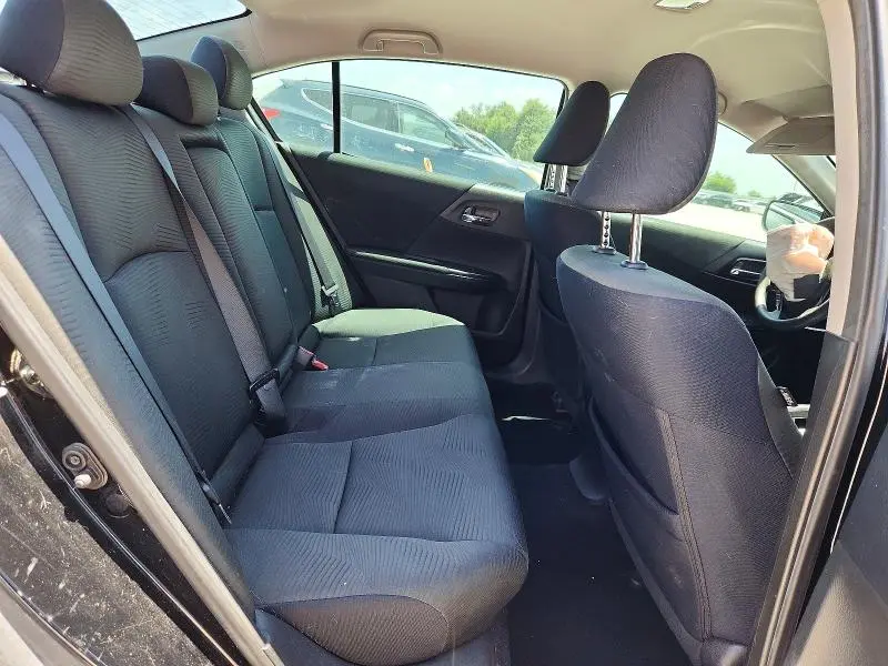2017 HONDA ACCORD LX  