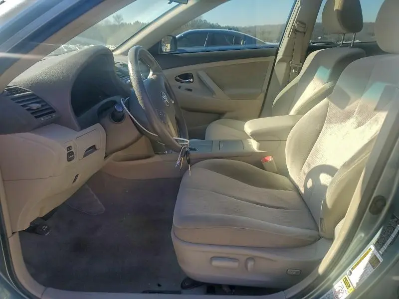 2010 TOYOTA CAMRY BASE  
