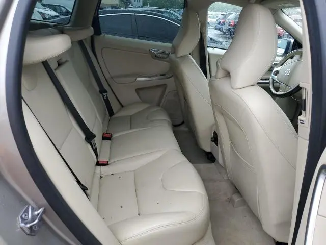 2015 VOLVO XC60 T6 PREMIER  